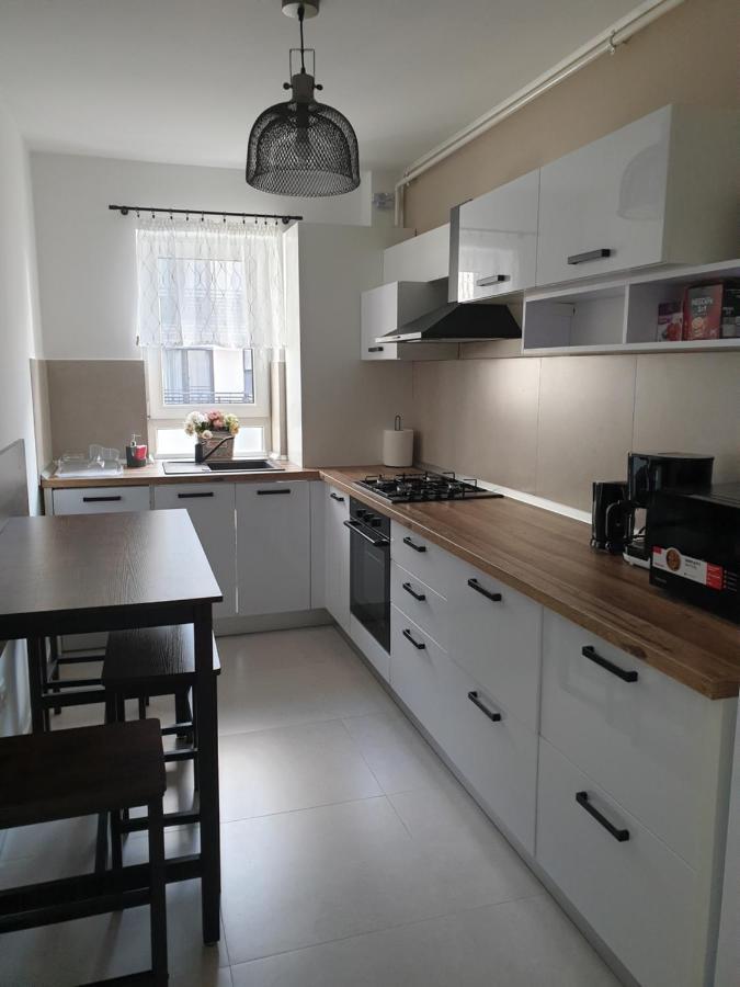 Qualis Apartament2 Apartment Brasov Exterior photo