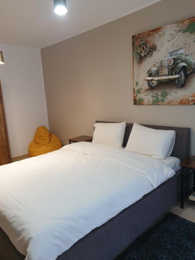 Qualis Apartament2 Apartment Brasov Exterior photo